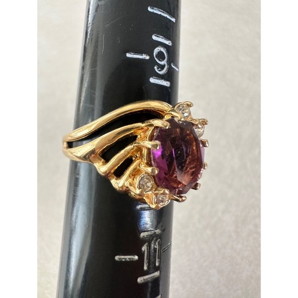 Aurora 18kt GE yellow gold electroplated purple clear cubic zirconia ring - Picture 2 of 9